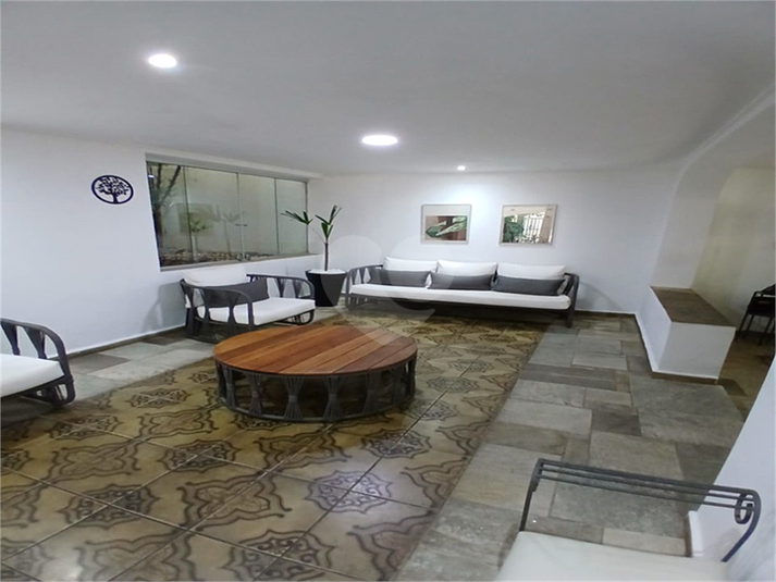Foto REO1102682