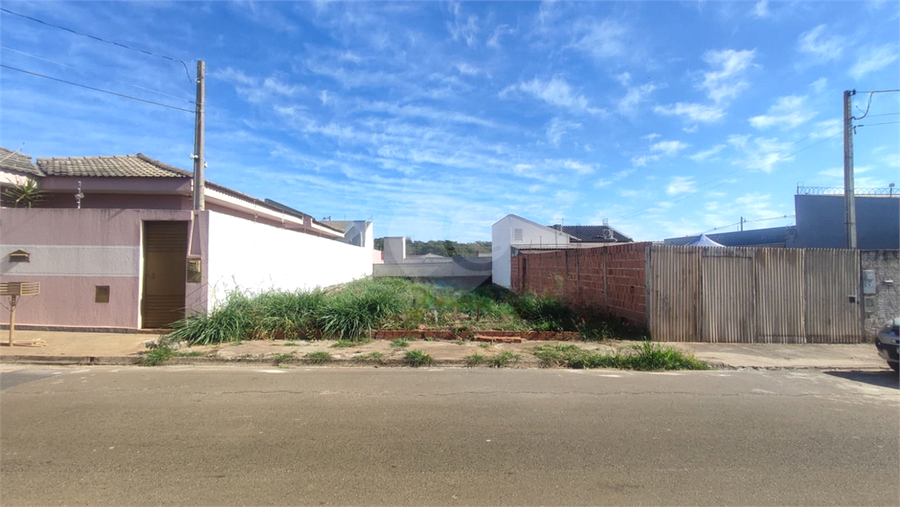 Foto REO1102686