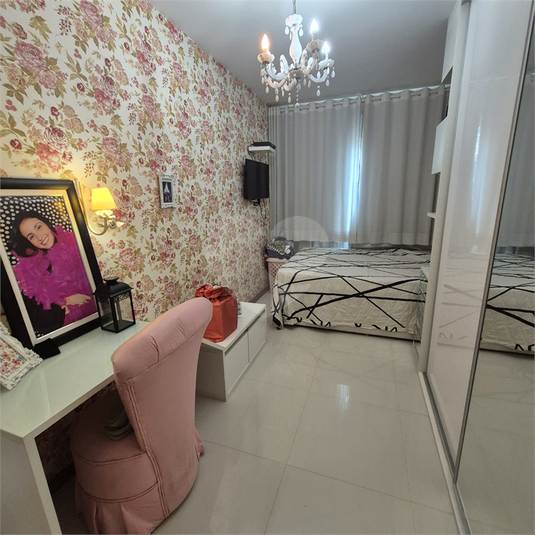 Foto REO1102701