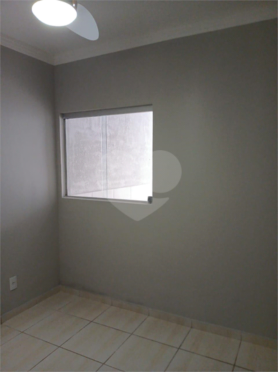 Foto REO1102711