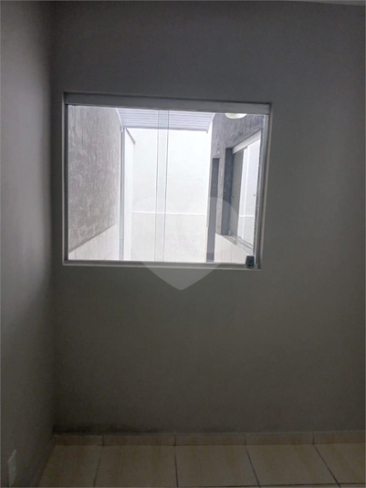 Foto REO1102711