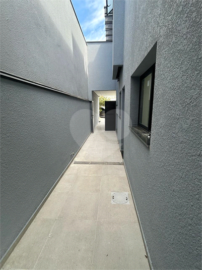 Foto REO1102716