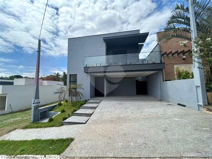 Foto REO1102716