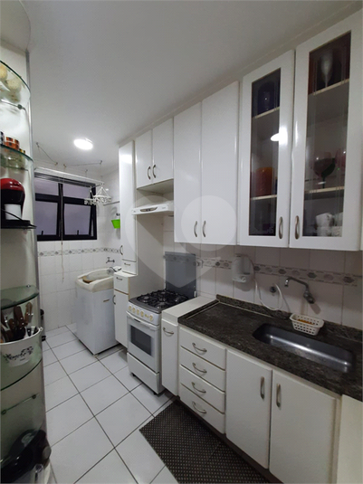 Foto REO1102717