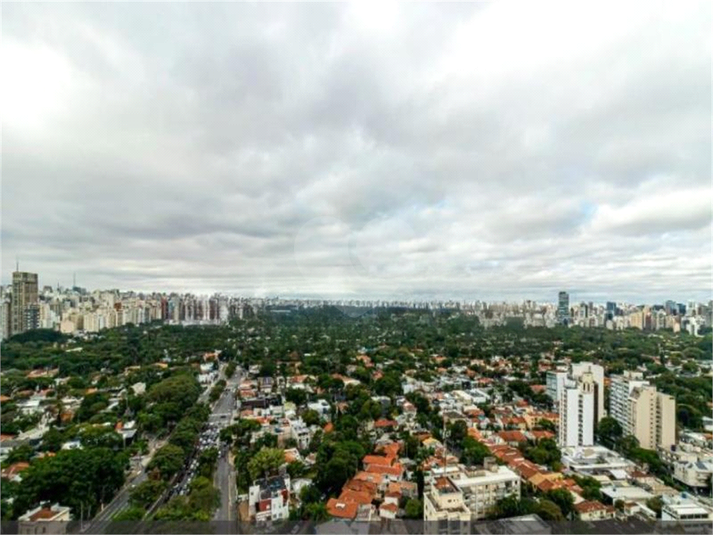 Foto REO1102737