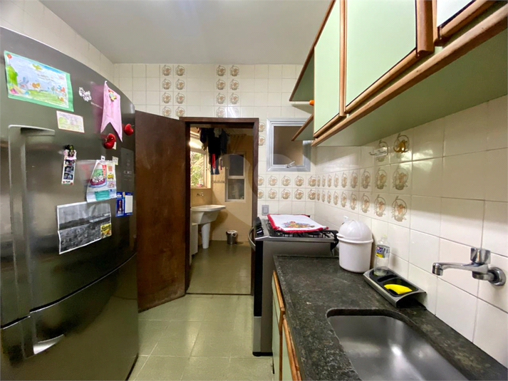 Foto REO1102743