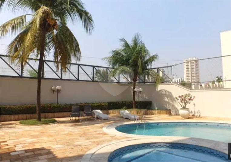 Foto REO1102746