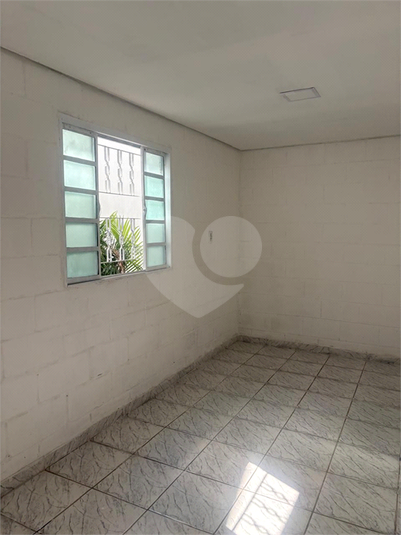 Foto REO1102753