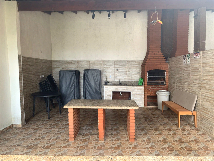 Foto REO1102757
