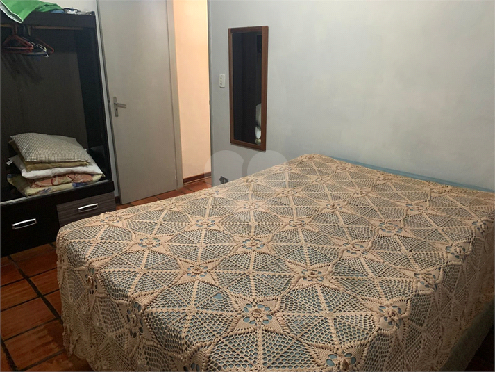 Foto REO1102757
