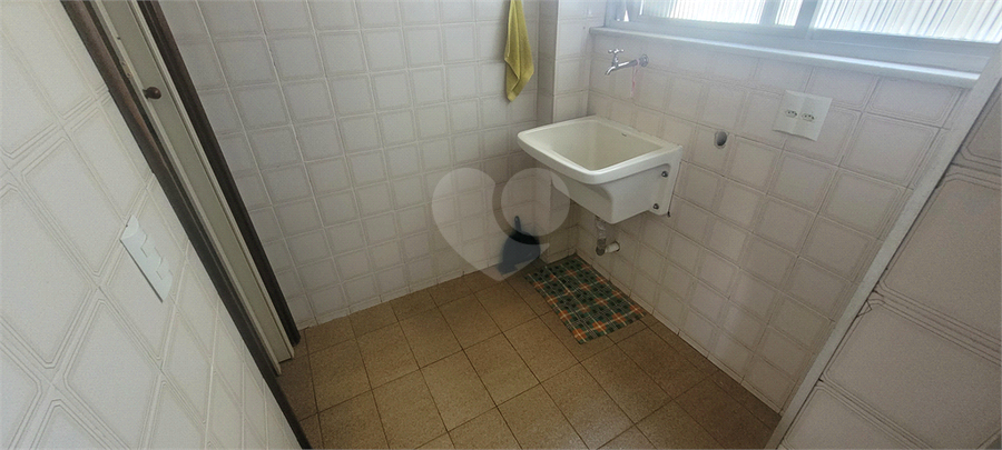 Foto REO1102760