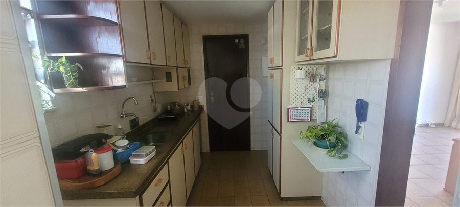 Foto REO1102760