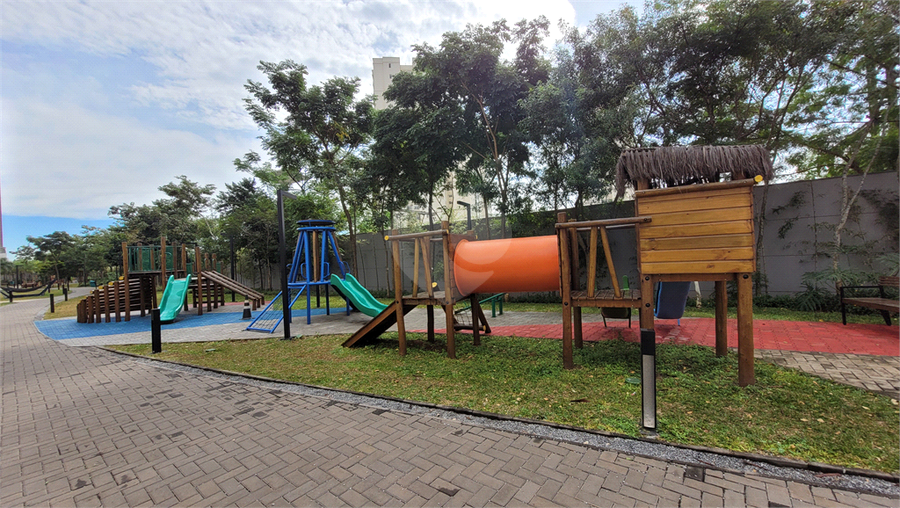 Foto REO1102766