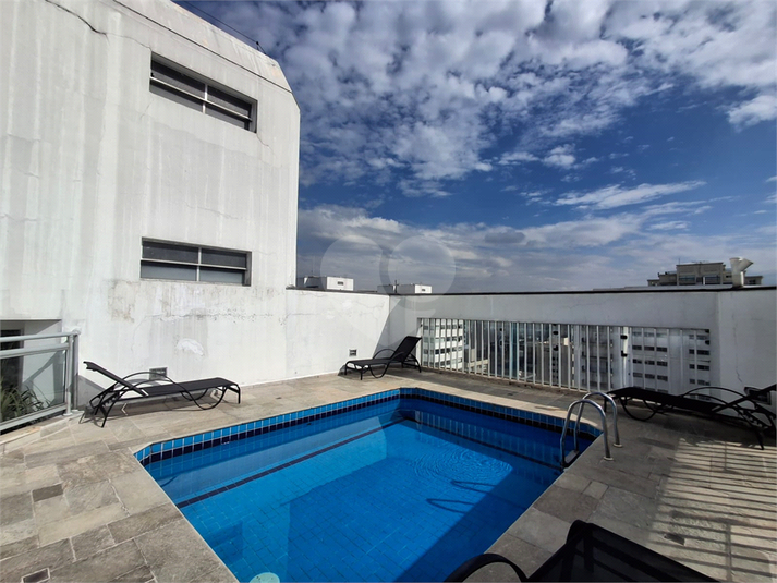 Foto REO1102771