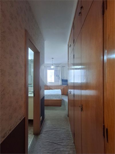 Foto REO1102771