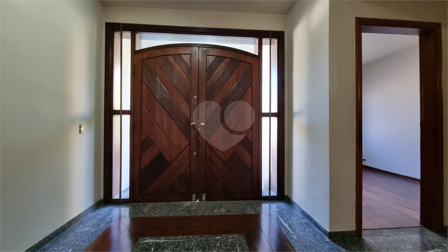 Foto REO1102786