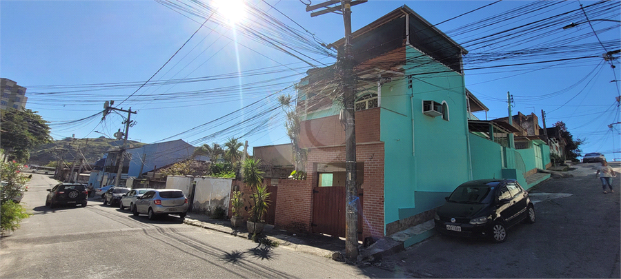 Foto REO1102790