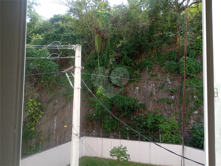 Foto REO1102810