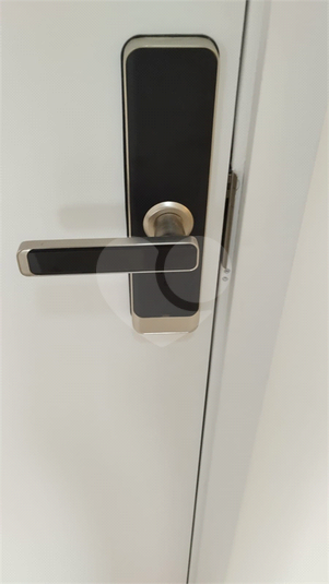 Fechadura eletrônica