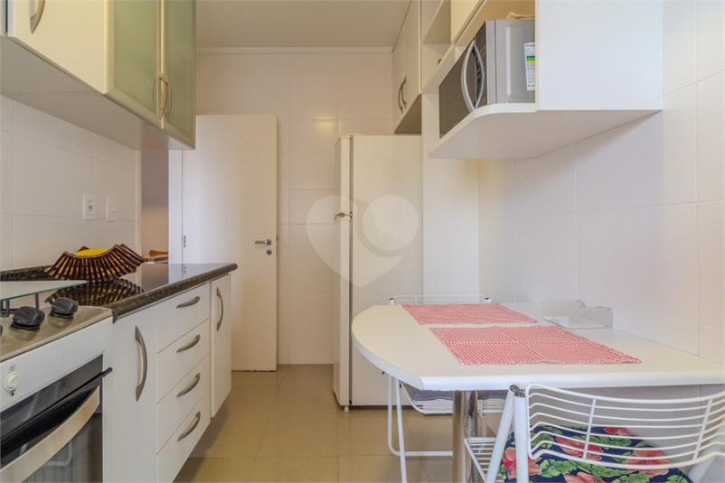 Foto REO1102845