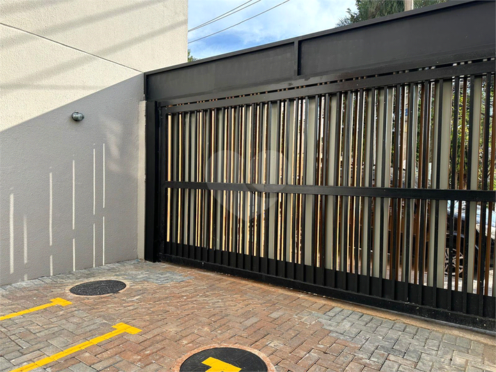 Foto REO1102855