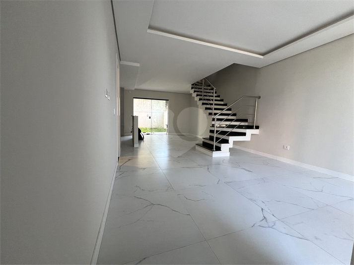 Foto REO1102861