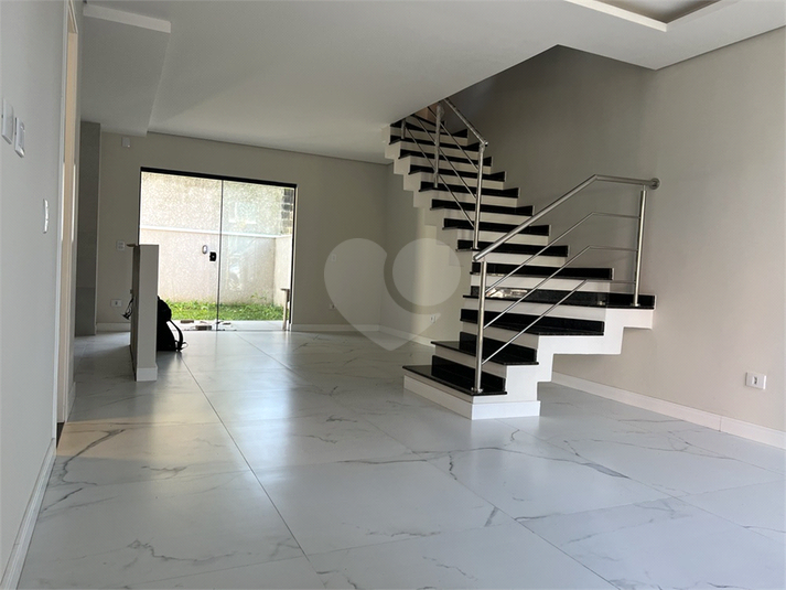 Foto REO1102861