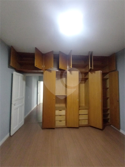 Foto REO1102862