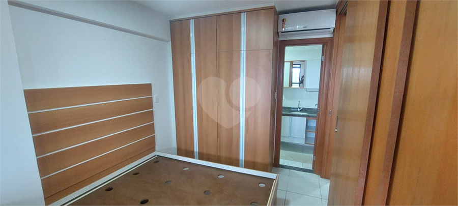 Foto REO1102865