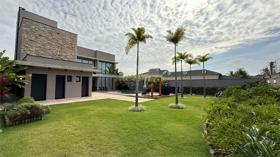 Foto REO1102876