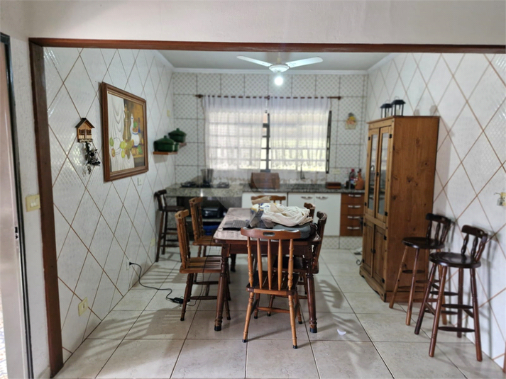Foto REO1102879