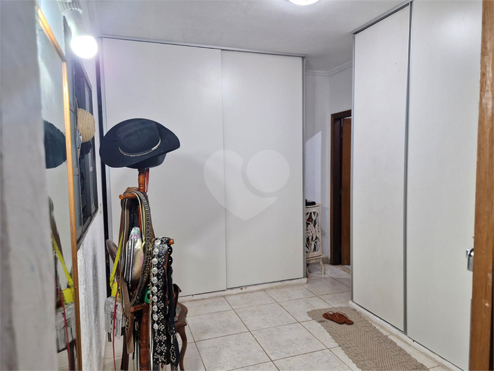 Foto REO1102879