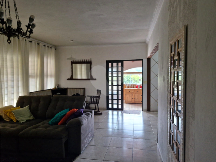 Foto REO1102879