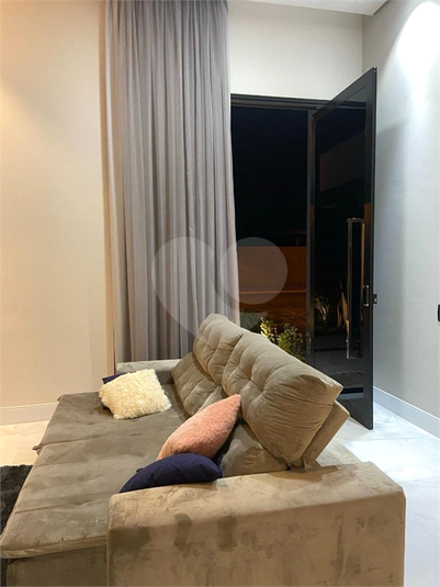 Foto REO1102880
