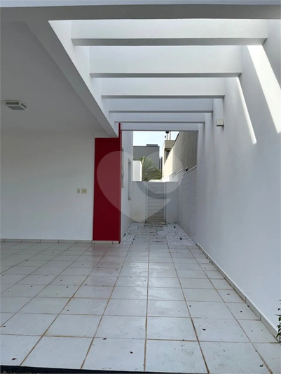 Foto REO1102923