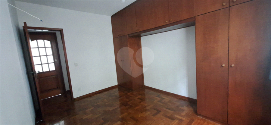 Foto REO1102928