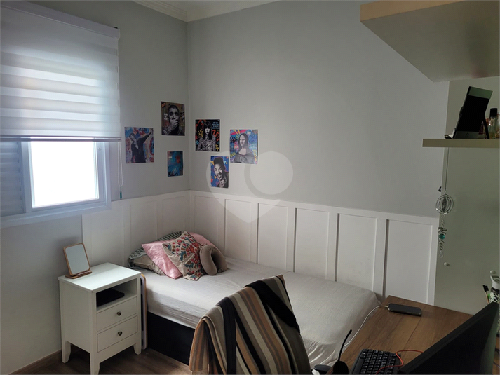 Foto REO1102936