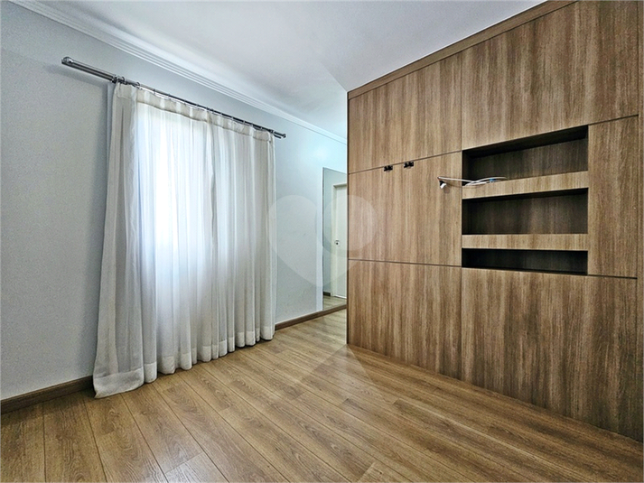 Foto REO1102938