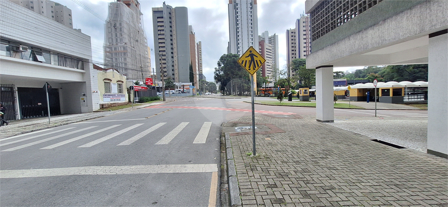 Foto REO1102941
