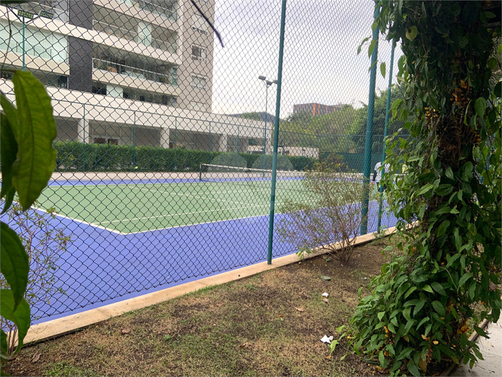 Foto REO1102945