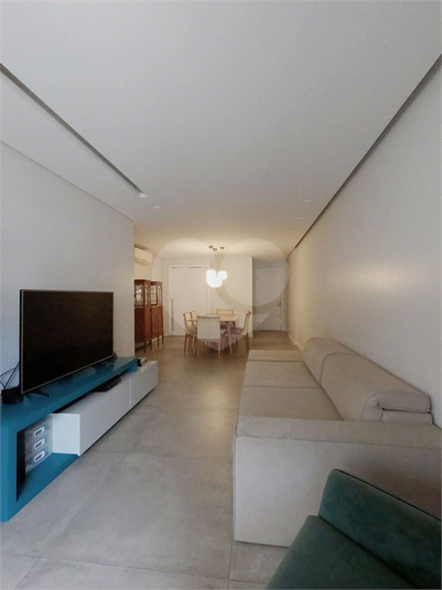 Foto REO1102947