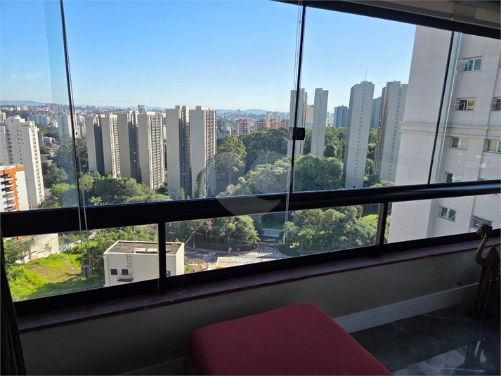 Foto REO1102950