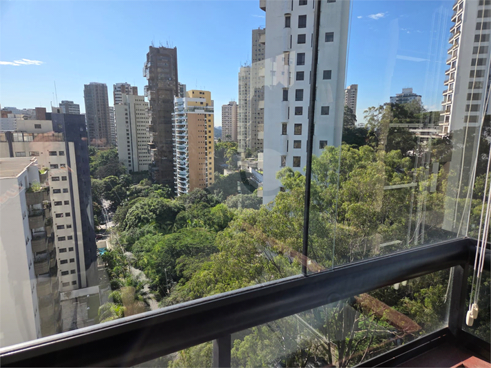 Foto REO1102950