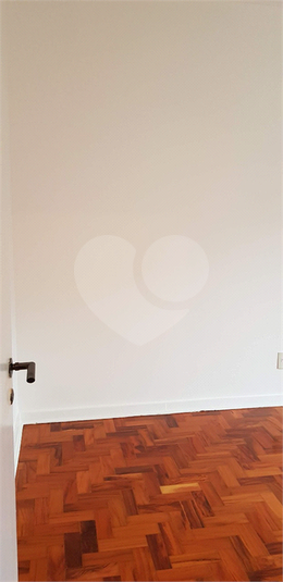 Foto REO1102953