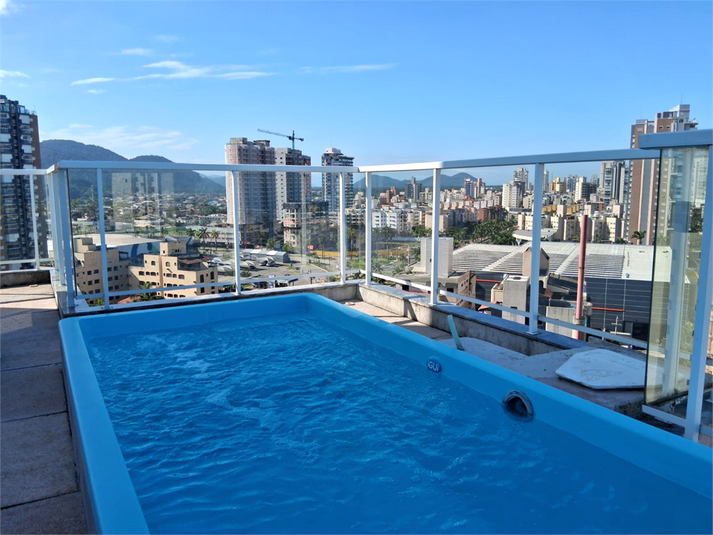 Foto REO1102955
