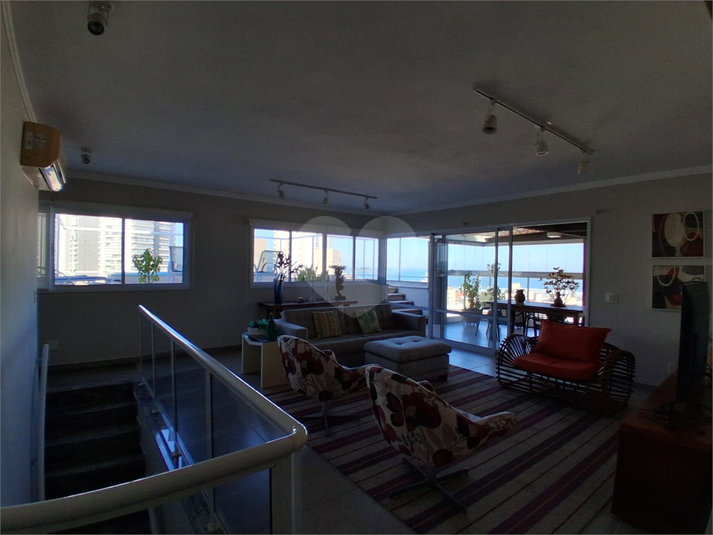Foto REO1102955