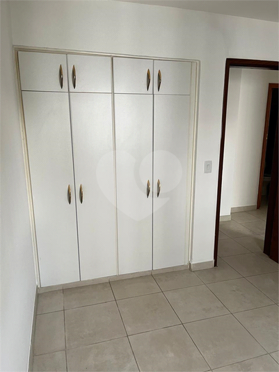 Foto REO1102959