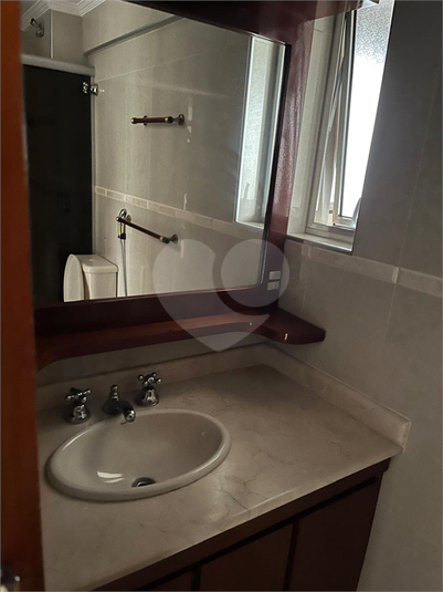 Foto REO1102959