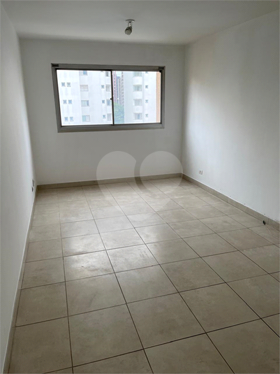 Foto REO1102959
