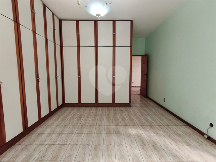 Foto REO1102961